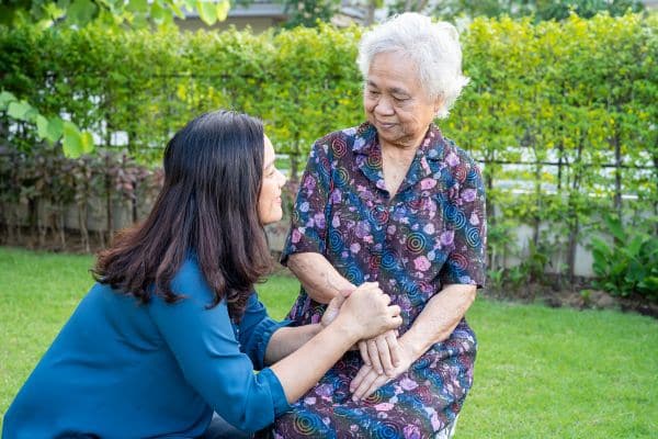 Palabras para los héroes del alzhéimer: los cuidadores